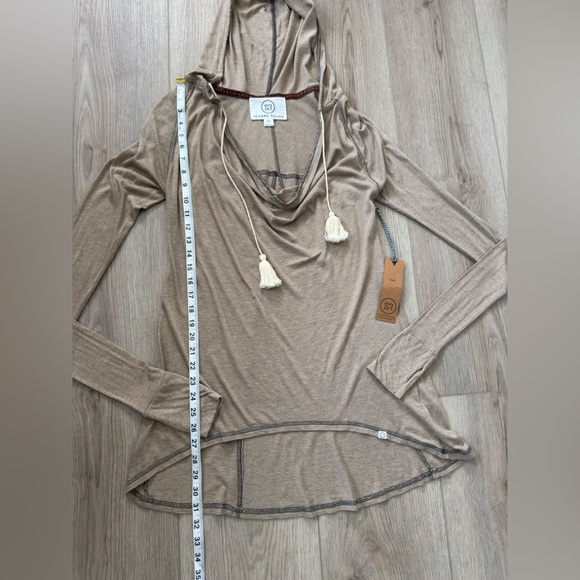 SLOANE ROUGE Women's Tan Hooded Top 🍂 - Picture 2 of 11